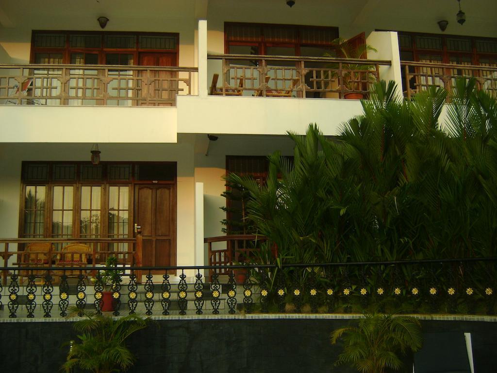 Chakra Ayurvedic Resort Kovalam Exterior photo