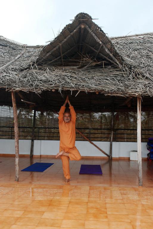 Chakra Ayurvedic Resort Kovalam Exterior photo
