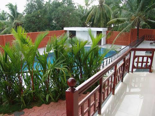 Chakra Ayurvedic Resort Kovalam Exterior photo